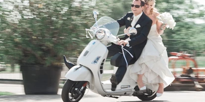 Matrimonio - Gumpoldskirchen - Heiraten im Weingut Cobenzl über den Dächern Wiens.
Foto © stillandmotionpictures.com - Weingut Wien Cobenzl