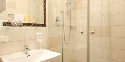 Mariage - Innviertel - Zimmer - Bad - Gasthof Hotel Jägerwirt