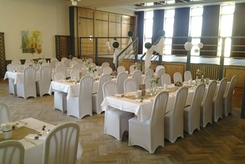 Hochzeit: Hochzeitssaal - Gasthof Hotel Jägerwirt
