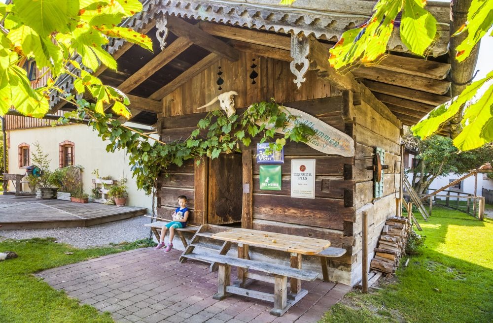 Mariage - Neumarkt am Wallersee - Stilvolle Hochzeit im Grünen im Salzburger Seenland - Greischbergerhof - Toni's Bauernschenke