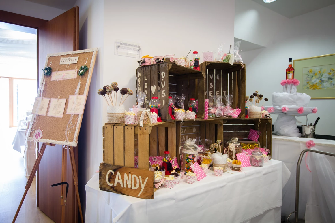 Hochzeitslocation: Candybar mit Ihren Favorites - Hotel Sonnenburg