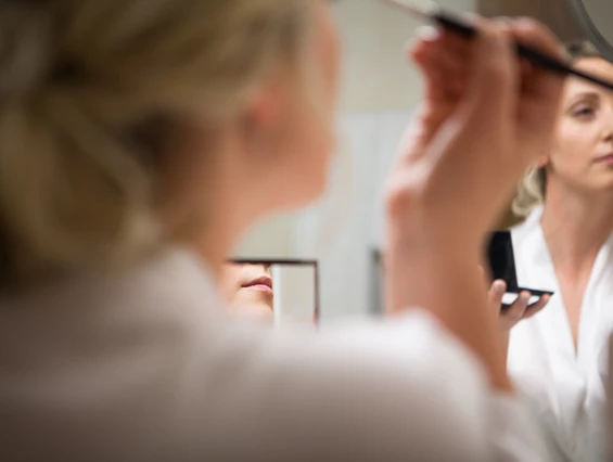 Hochzeitslocation: Make up vor Ort - Hotel Sonnenburg
