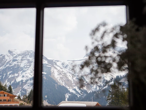 Hochzeitslocation: Ausblick aus der Bibliothek - Hotel Sonnenburg