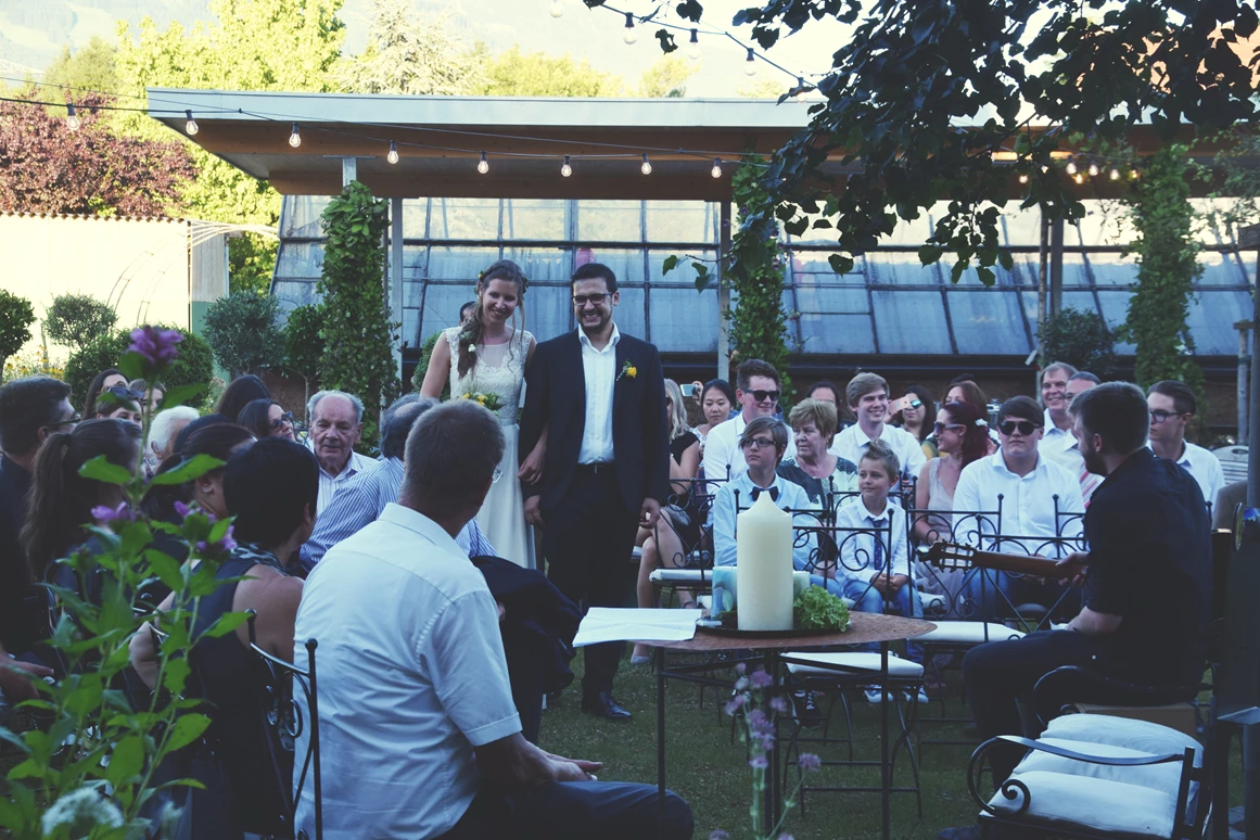 Hochzeitslocation: Die Trauung selber in einem ganz besonderen Rahmen. - Blumen Kopf - 1er Hus