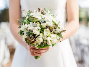 Hochzeitslocation: ... Blumen haben wir natürlich auch :) - Blumen Kopf - 1er Hus