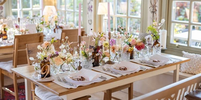 Hochzeit - Bad Vöslau - Blumenhochzeit im Wintergarten - Wein&Gut - Weingut Rathbauer