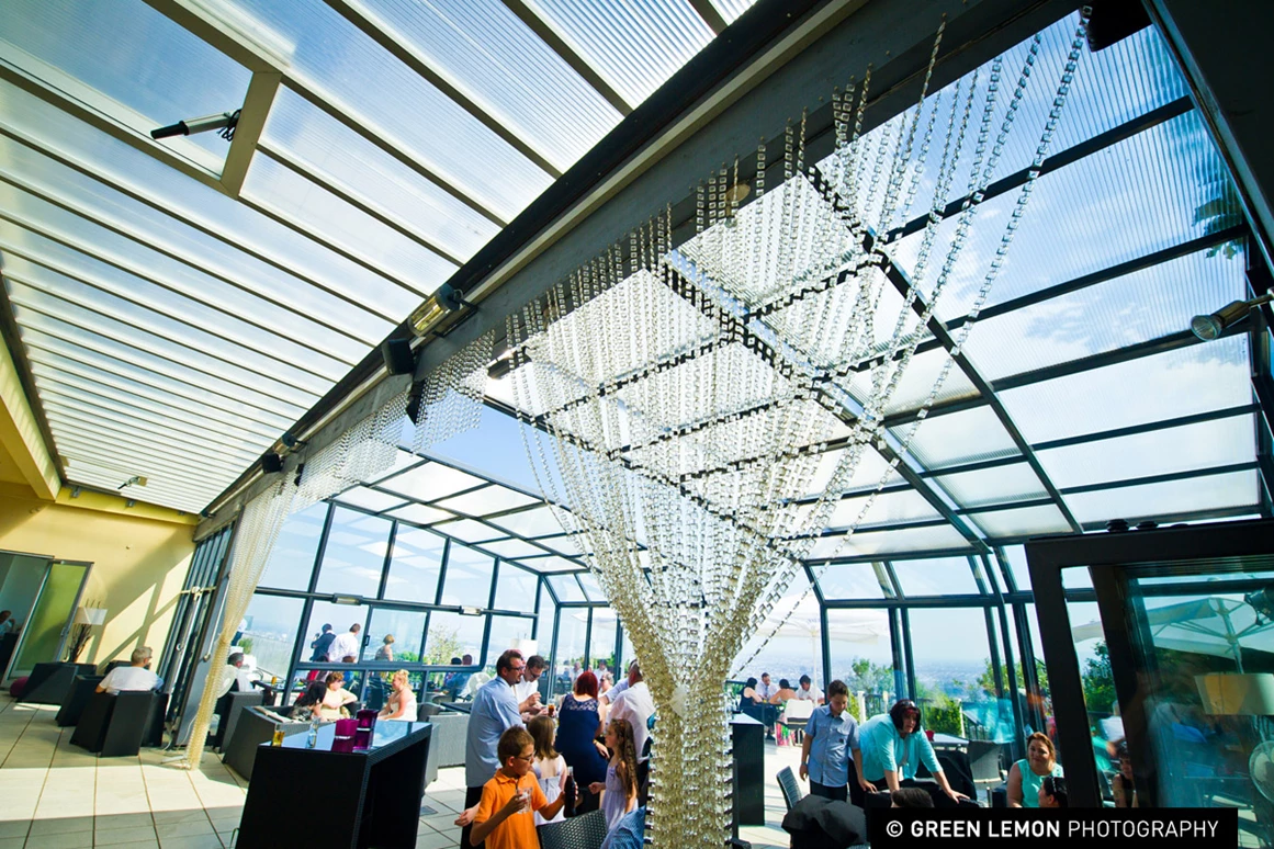 Hochzeit: Feiern Sie Ihre Hochzeit auf der Terrasse Kahlenberg mit Blick über Wien.
Foto © greenlemon.at - Terrasse Kahlenberg