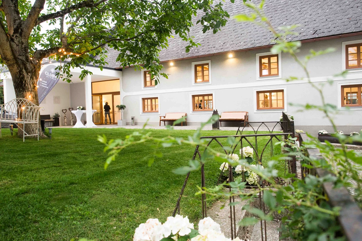 Hochzeitslocation: Huber zu Laah