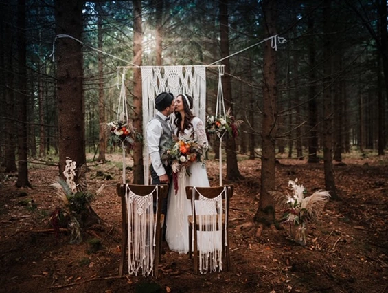 Hochzeitslocation: Huber zu Laah