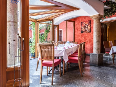 Hochzeit: Wintergarten zum Innenhof - LINDENGUT