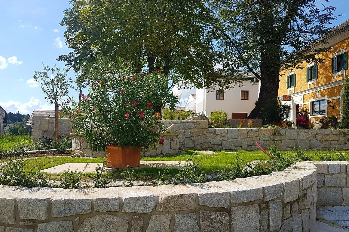 Hochzeit: Brunnen - LINDENGUT
