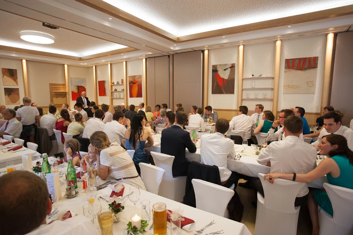 Hochzeit: Ein Blick auf den neuen Veranstaltungssaal im Gasthaus Steinacker.
Foto © Tobias Schlederer - Gasthaus - Fleischerei Steinacker