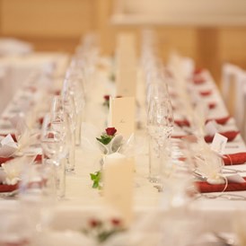 Hochzeit: Feiern Sie Ihre Hochzeit im Gasthaus-Fleischerei Steinacker. 
Foto © Tobias Schlederer - Gasthaus - Fleischerei Steinacker