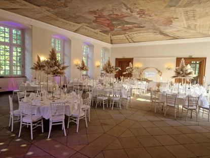 Hochzeit - Umgebung: mit Seeblick - Schlossgastronomie Herten