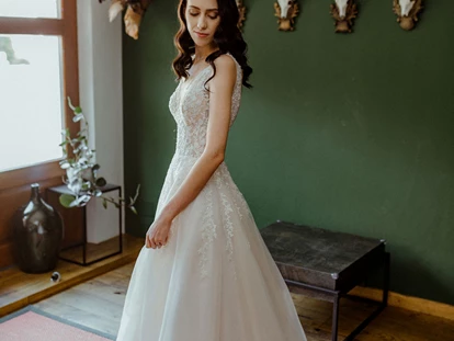 Hochzeit - Thalheim bei Wels - Getting Ready im Grünen Salon - GANGLBAUERGUT