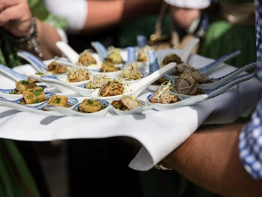 Hochzeitslocation: Fingerfood von traditionell bis exquisit. - Rud-Alpe
