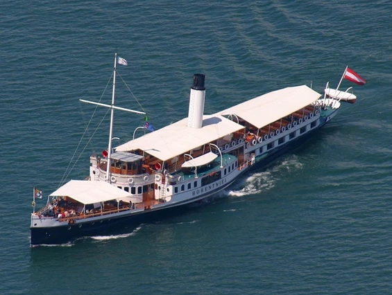 Hochzeitslocation: Das Dampfschiff Hohentwiel aus dem Jahr 1913 - Historisches Dampfschiff Hohentwiel  am Bodensee