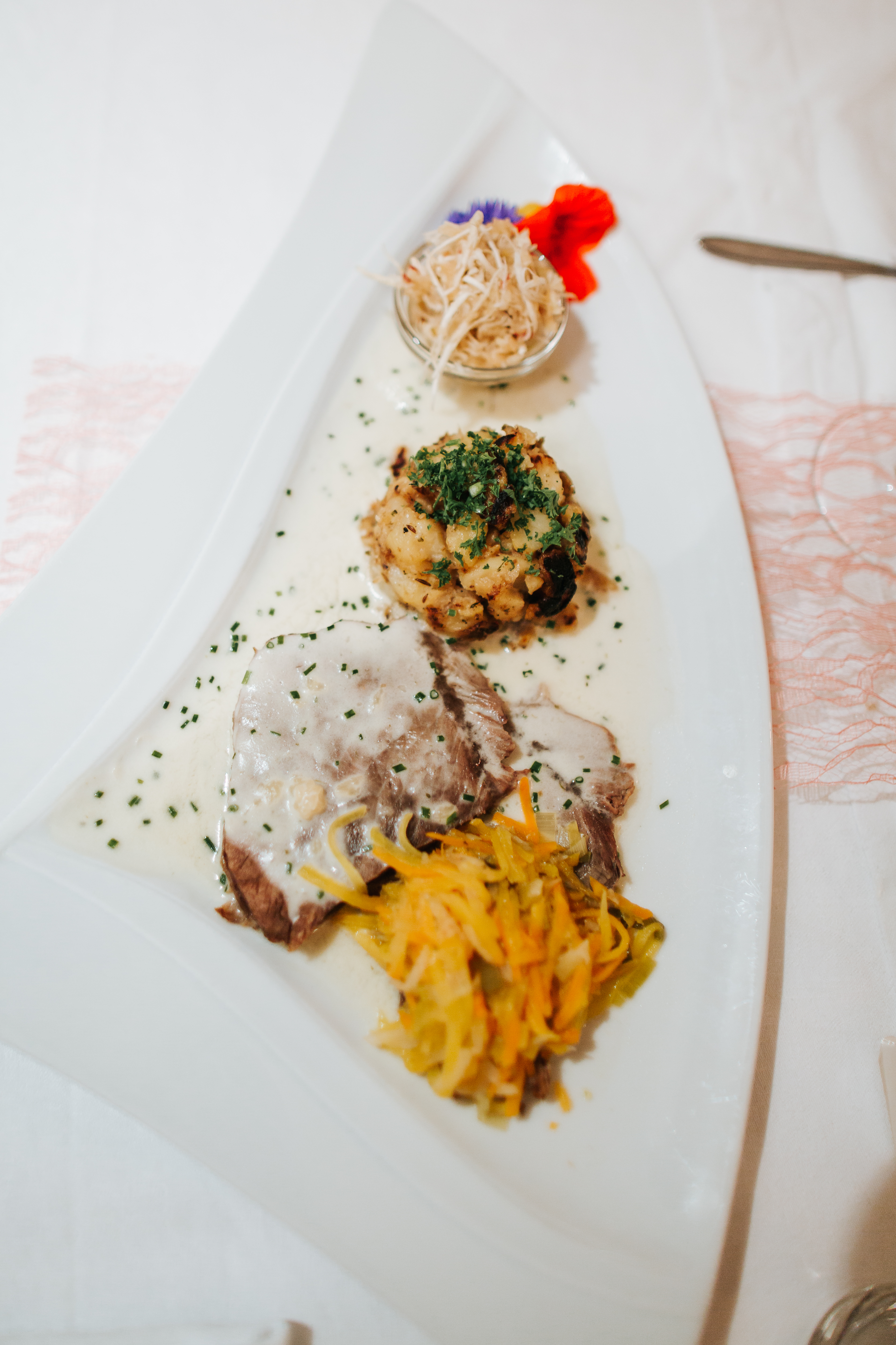 Hochzeitslocation: Kulinarische Highlights aus der Region überzeugen Brautpaar und Hochzeitsgäste. - Gasthof Perauer