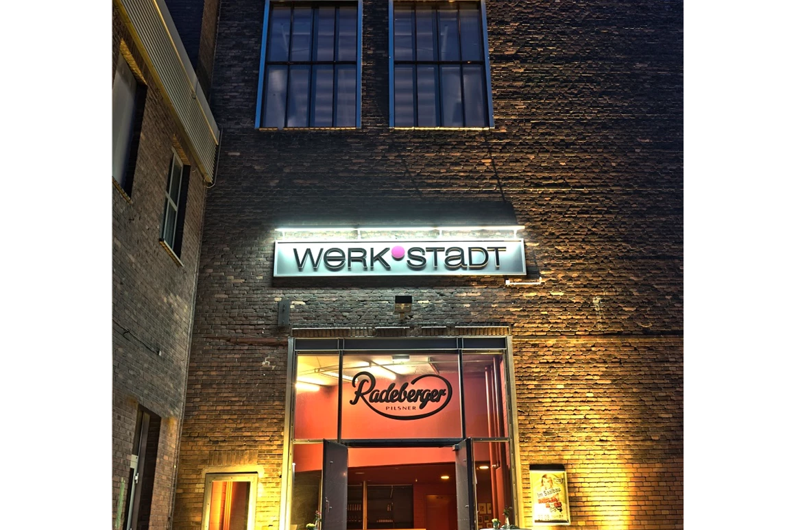 Hochzeit: Saaleingang/ Foyer - WERK°STADT