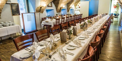 Hochzeit - Bad Kreuzen - Feiern Sie Ihre Hochzeit im Gewölbekeller des Schloss Restaurant Hagenberg. - Schloss Restaurant Hagenberg