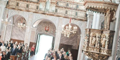 Hochzeit - Pottenbrunn - Eine Trauung im Stift Göttweig in Niederösterreich.
Foto © stillandmotionpictures.com - Benediktinerstift Göttweig