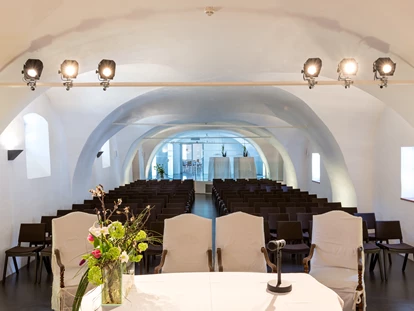 Wedding - Bad Sauerbrunn - Der Trauungssaal des Schloss Lackenbach. - Boutiquehotel zum Oberjäger