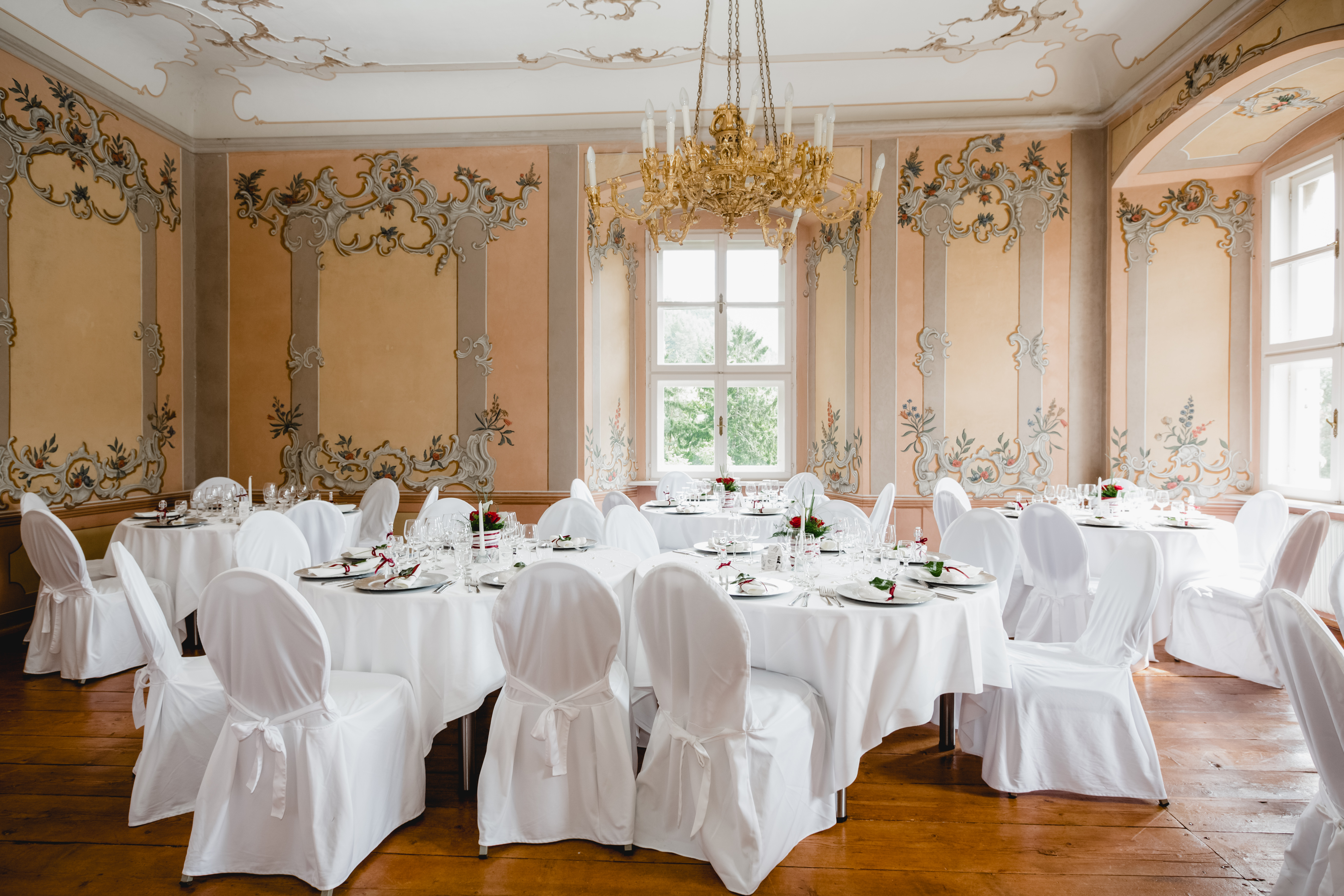 Hochzeit - Umgebung: am Land - Steiermark - Rosensalon - Schloss Pernegg