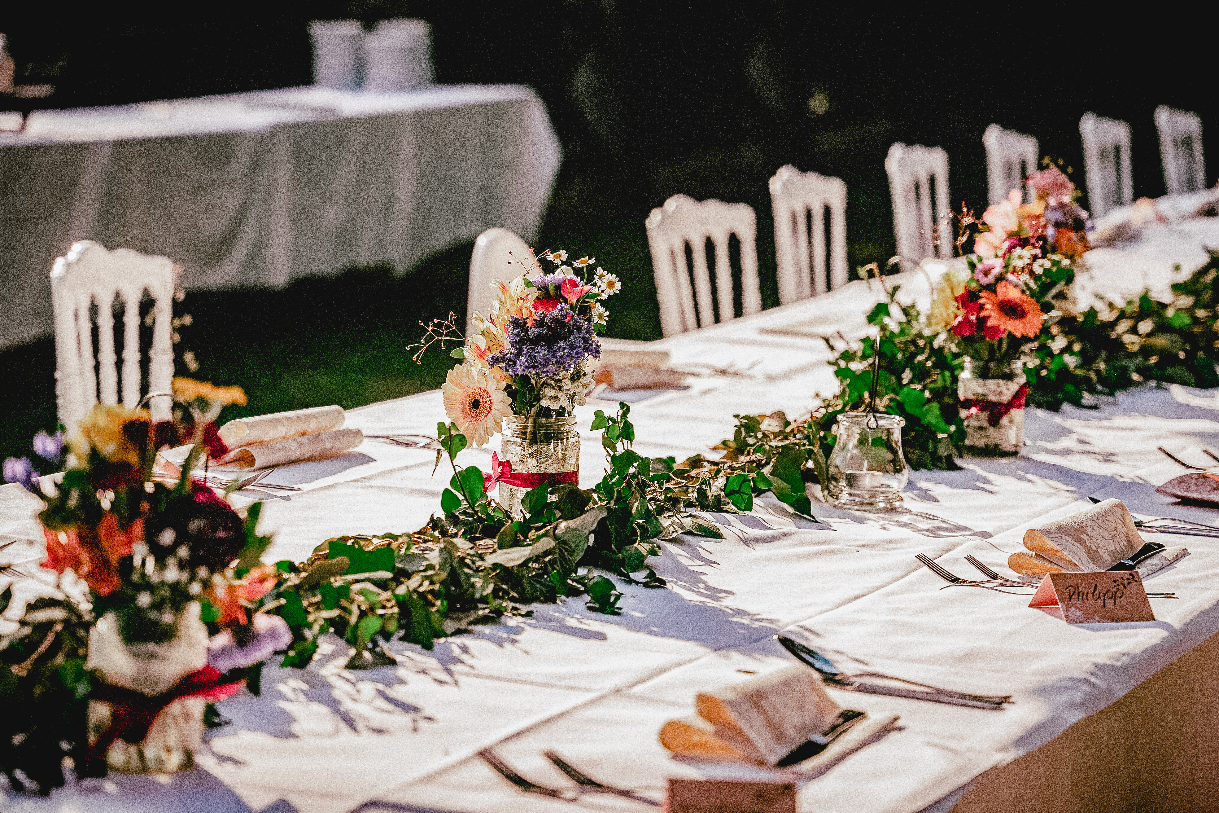 Hochzeitslocation: Tafel auf der Terrasse  - Schloss Pernegg