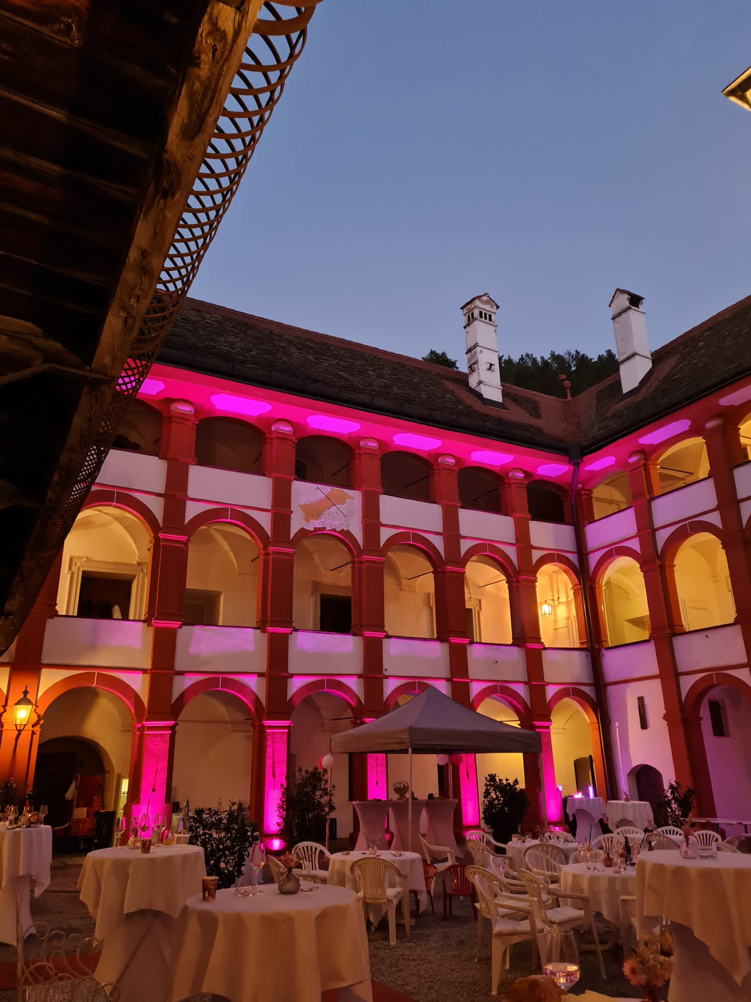 Hochzeitslocation: Schlossinnenhof  - Schloss Pernegg