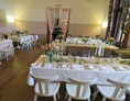 Hochzeit: Gedeckte Hochzeitstafel - Hermes Café Restaurant Labstelle