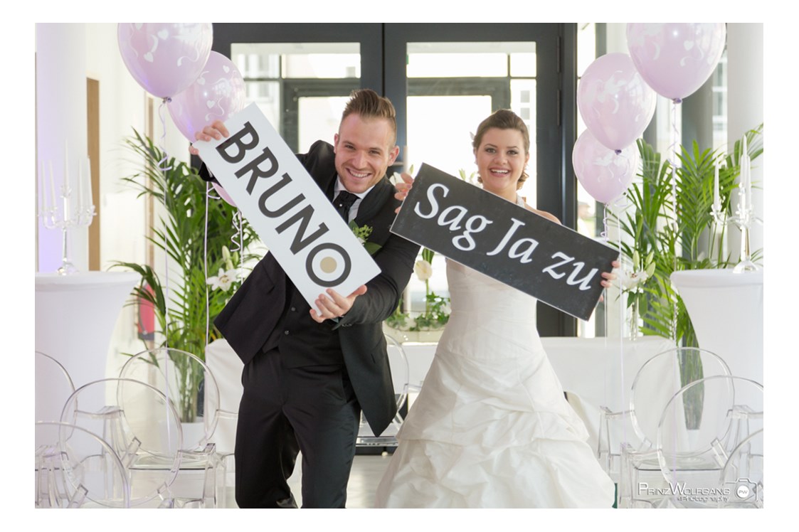 Hochzeit: Das Foyer der BRUNO Eventlocation. - Bruno