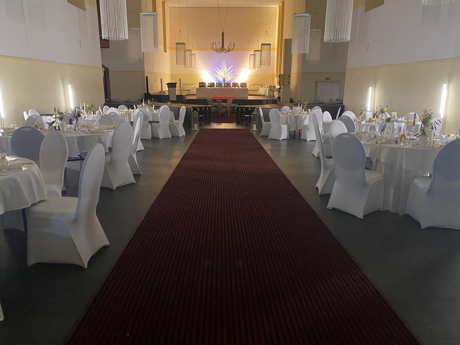 Hochzeitslocation: Schloss Hotel Kirche - Schmatz Event Café