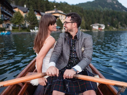 Matrimonio - Murtal - Unser nostalgisches Holzboot die "Zille" - Seehotel Jägerwirt
