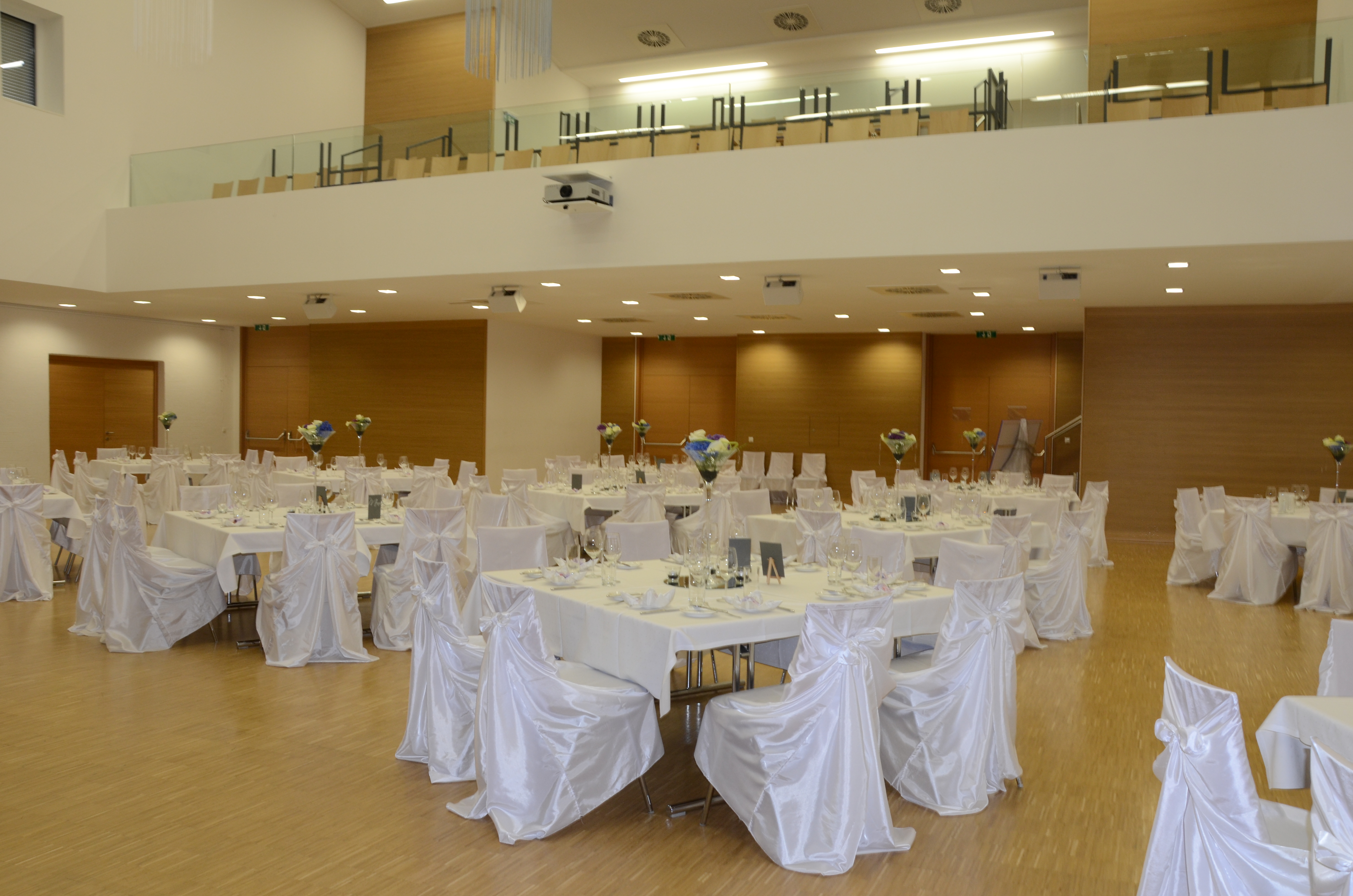 Hochzeit: Hochzeitsfeier im Nibelungensaal - Kulturzentrum Bräuhaus Eferding