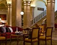 Hochzeit: Lobby - Imperial Riding School Renaissance Vienna Hotel