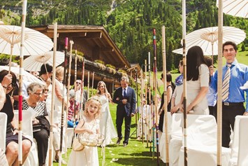 Hochzeit: Trauung im Berghof-Garten - Der Berghof