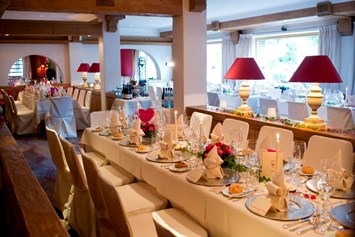 Hochzeit: Tafel Restaurant - Der Berghof in Lech