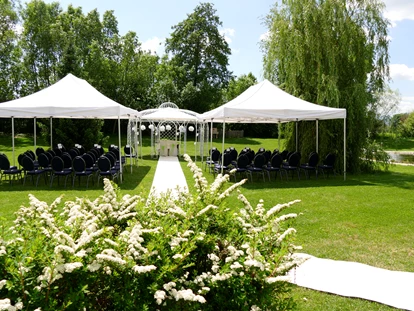 Wedding - Bad Sauerbrunn - Eine Gartenhochzeit im Grandhotel Niederösterreichischer Hof in Lanzenkirchen. - Grandhotel Niederösterreichischer Hof