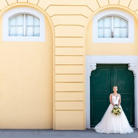 Hochzeit: Das Schloss Esterházy in Eisenstadt bieten zahlreiche Spots für unvergessliche Hochzeitsfotos. - Schloss Esterházy