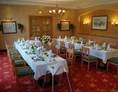 Hochzeit: Salon Grüne Bar für bis zu 35 Gäste - Landgut & SPA Althof Retz