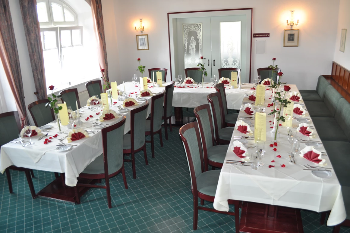 Hochzeitslocation: Hotel Schneeberghof****