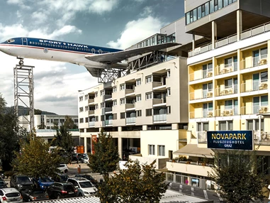 Hochzeitslocation: NOVAPARK Flugzeughotel Graz