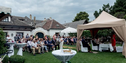 Bruiloft - Kollnbrunn - Heiraten im Weingut Zimmermann in Klosterneuburg.
Foto © belleandsass.com - Weingut Zimmermann