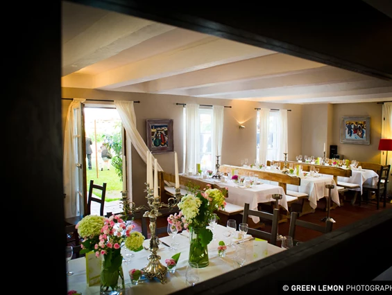 Hochzeit: Eine Hochzeit im Weingut Zimmermann in Klosterneuburg.
Foto © greenlemon.at - Weingut Zimmermann