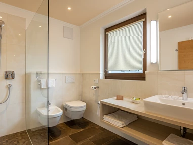 Hochzeit: Badezimmer - Stadl/Hotel/Restaurant Alte Goste