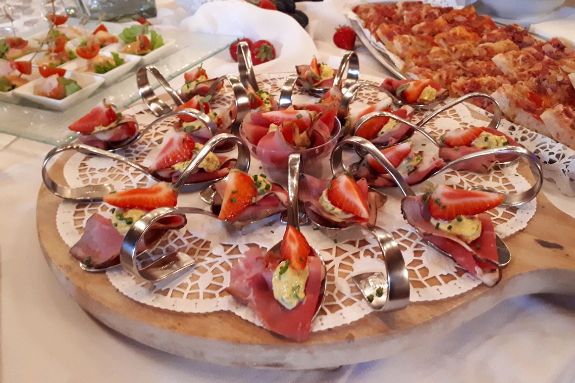 Hochzeit: Aperitif - Stadl/Hotel/Restaurant Alte Goste