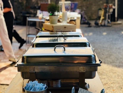 Mariage - Region Stuttgart - Grillfest im Burghof - Burg Hohen Neuffen