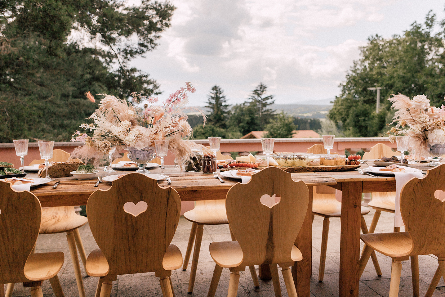 Hochzeit: Terrasse der Hochzeitvilla - CP Location - Gut Ammerhof
