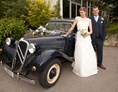 Hochzeit: Abholung mit dem hauseigenen Oldtimer Citroen Traction Avant möglich - Berghotel Tulbingerkogel