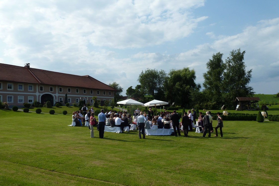 Hochzeit: Unsere Outdoortrauungsmöglichkeiten - Stadlerhof Wilhering